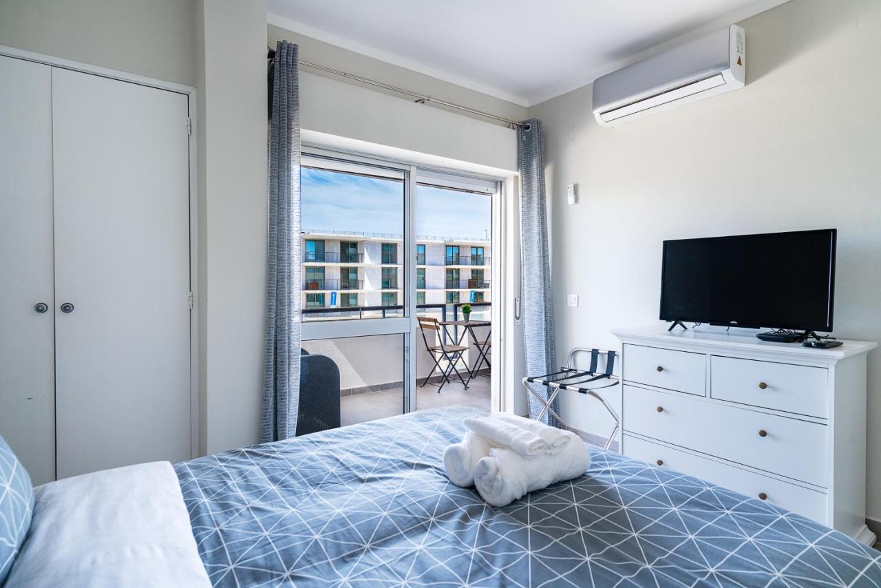Beachfront Apartment In Armacao Armação de Pêra Esterno foto