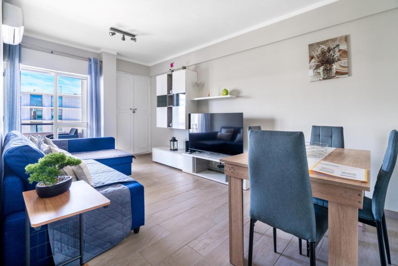 Beachfront Apartment In Armacao Armação de Pêra Esterno foto